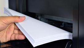Струйный принтер не печатает по центру или выдает белые листы: что делать?